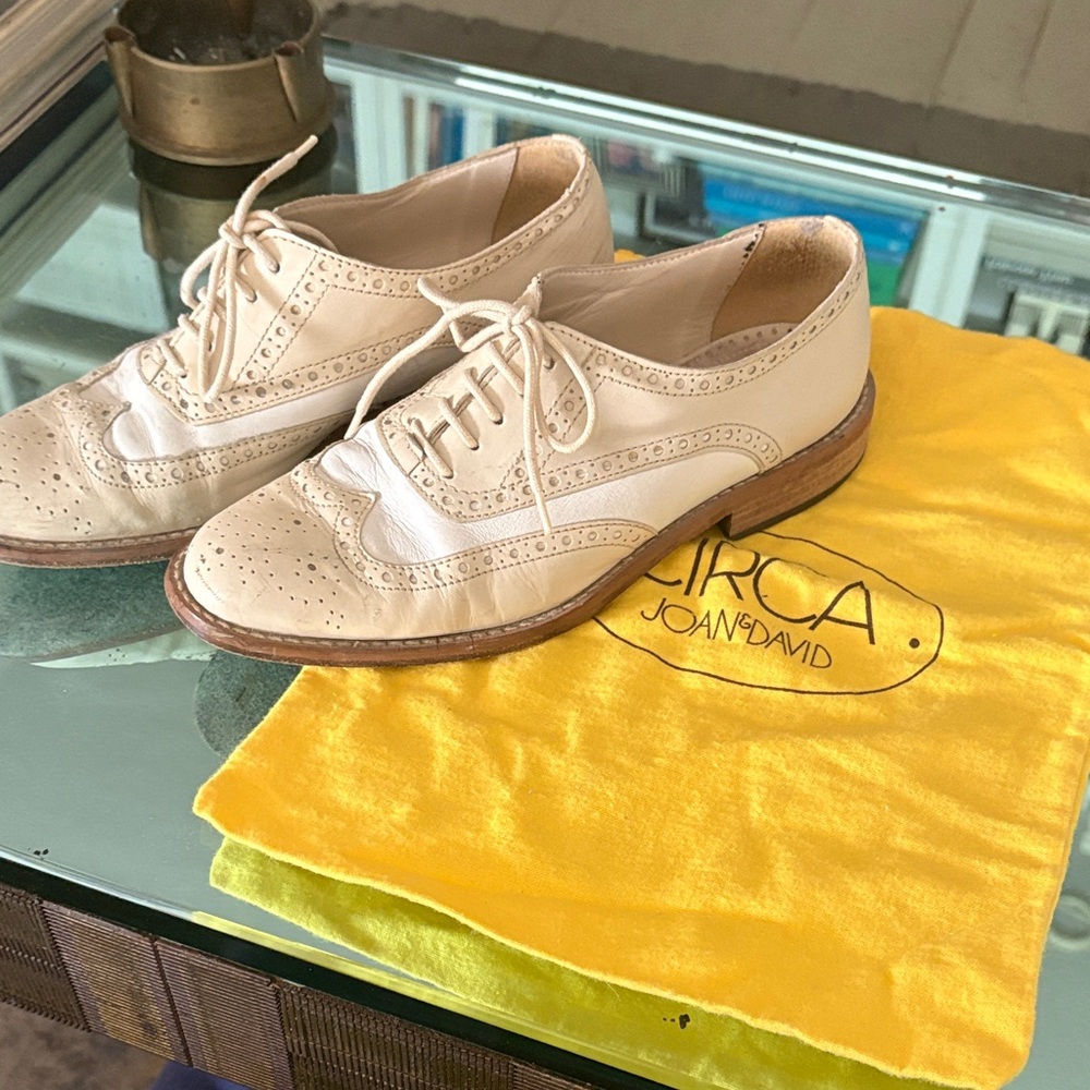 Joan & David Two-Tone Beige Leather Wingtip Oxfords